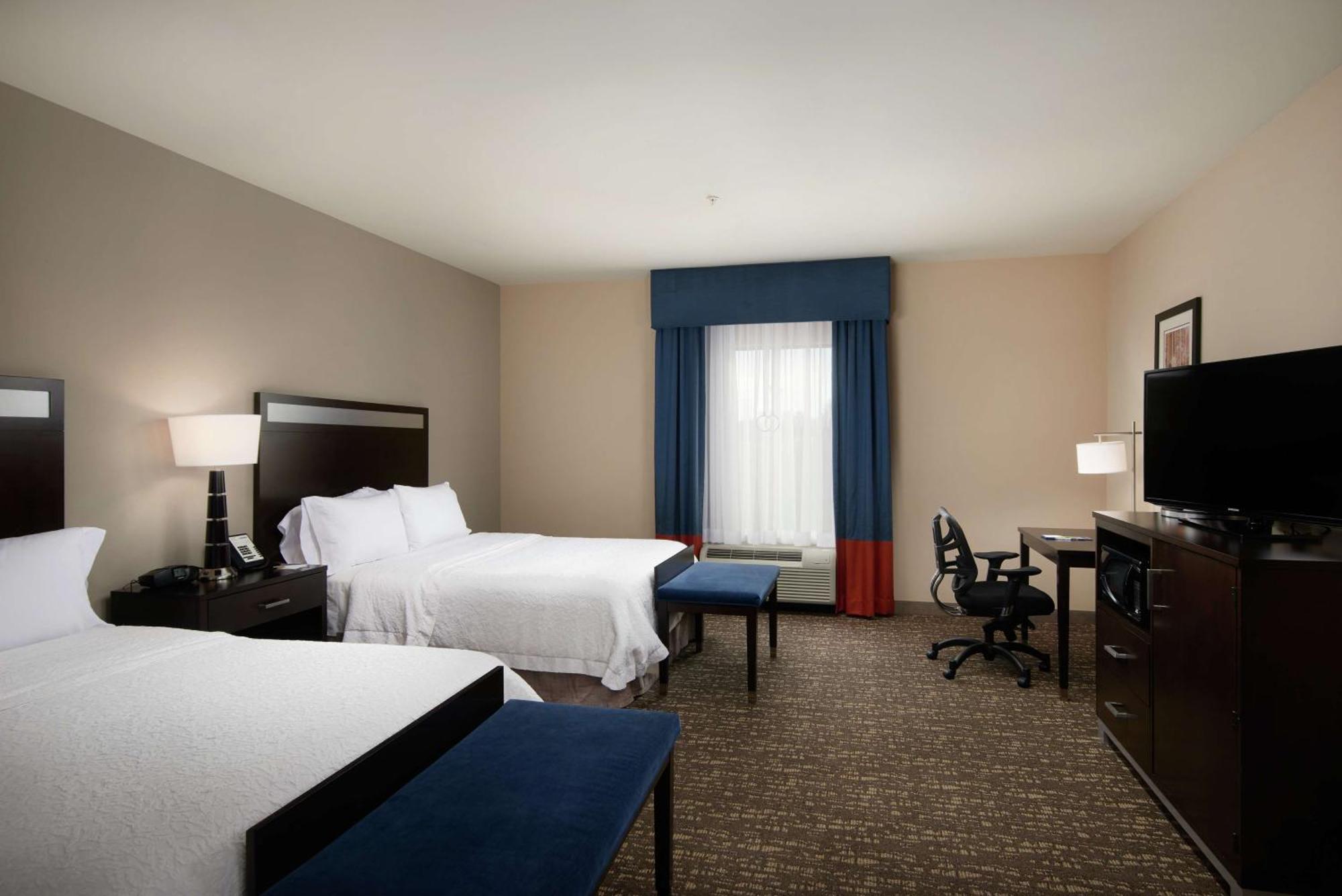 Hampton Inn & Suites Portland/Vancouver Exterior photo