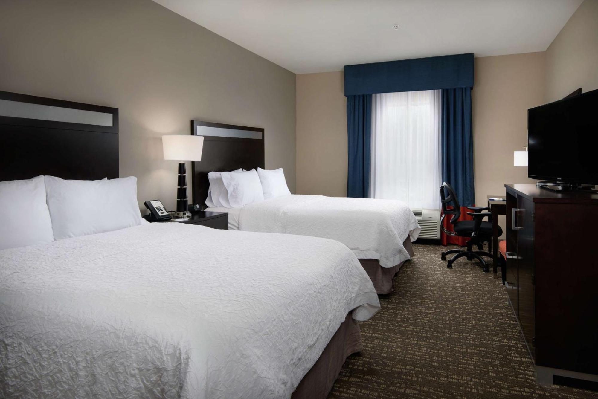 Hampton Inn & Suites Portland/Vancouver Exterior photo
